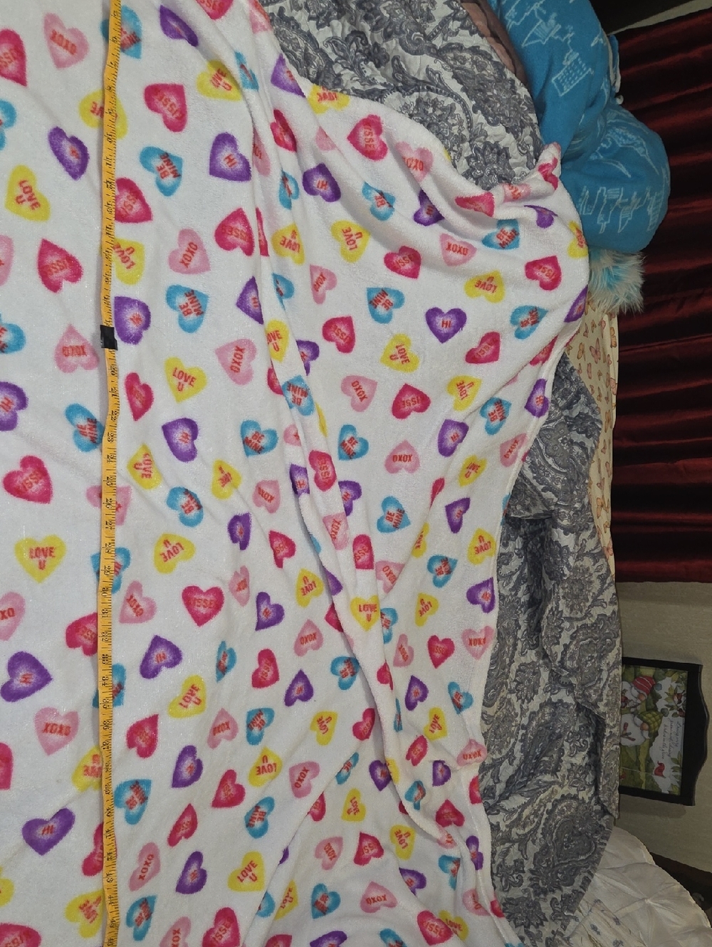Candy Hearts Soft Lap Blanlet